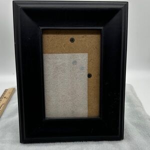 Vintage Carved Wooden Table-Top Easel or Wall Mounted Picture Frame #B